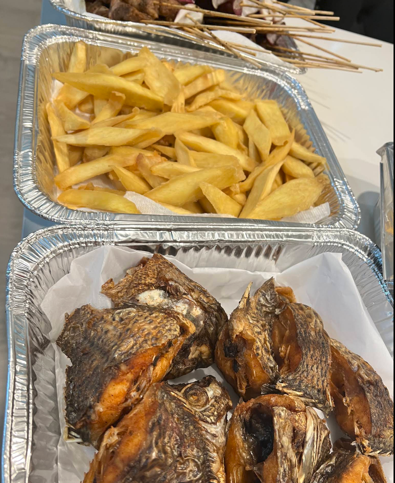 Fried Yam with9 pcs of Fried Tilapia (Medium Pan)